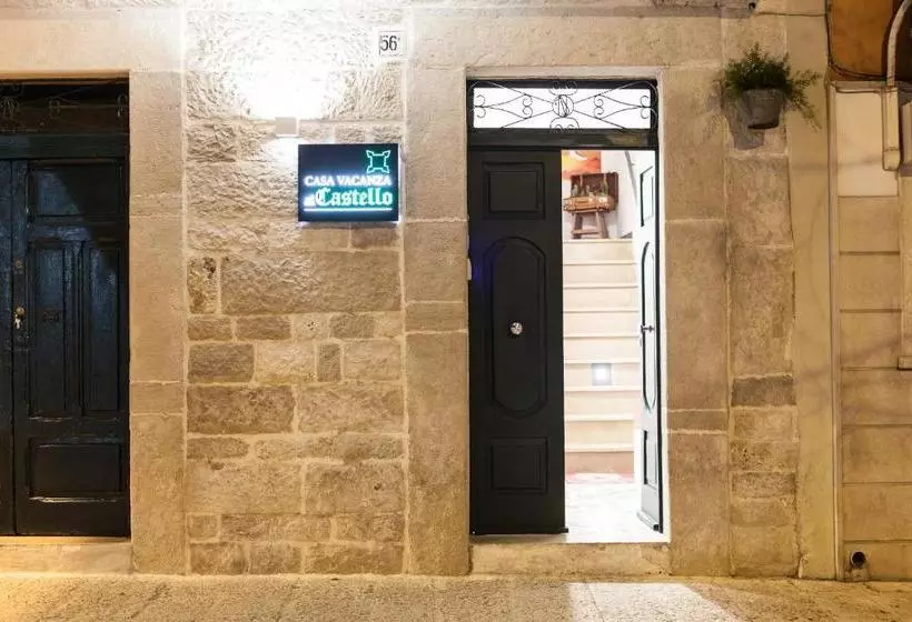تختخواب و صبحانه Casa Vacanza Al Castello