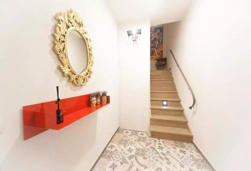 تختخواب و صبحانه Casa Vacanza Al Castello