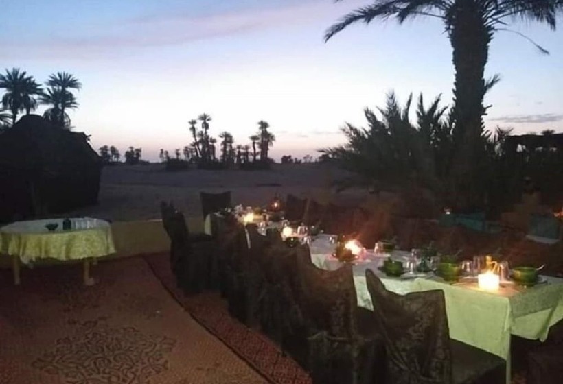 تختخواب و صبحانه Sahara Source Vie