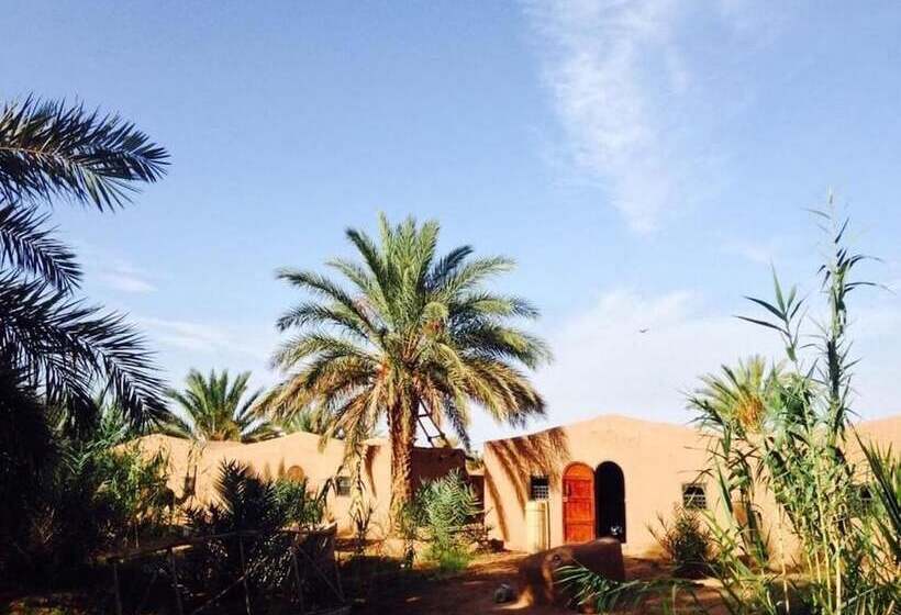 تختخواب و صبحانه Sahara Source Vie