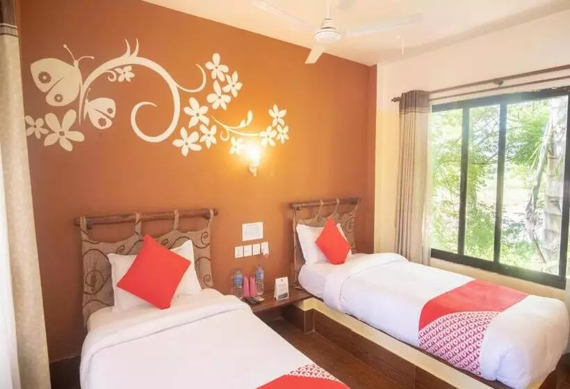 Chitwan Riverside Resort