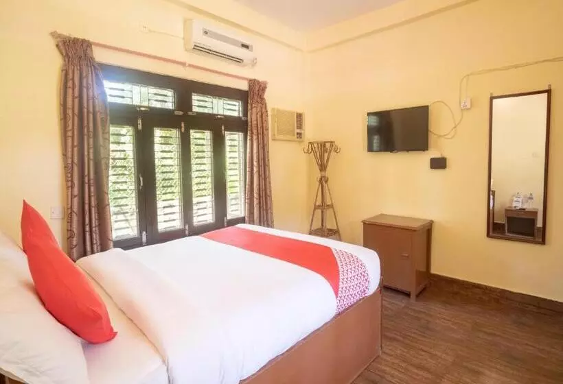 Chitwan Riverside Resort