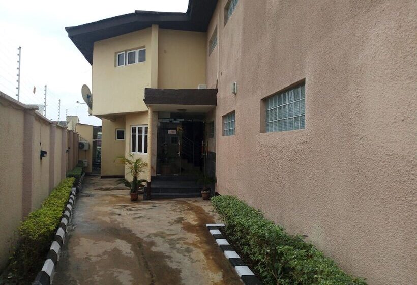 Danest Hotel & Suites