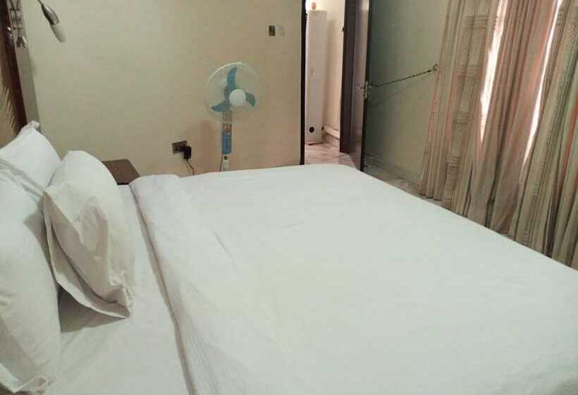 Danest Hotel & Suites