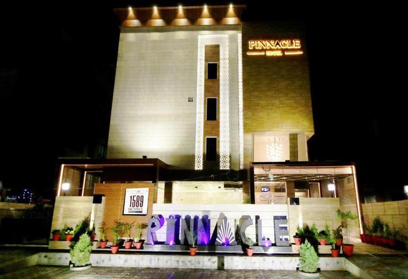 Pinnacle By Click Hotels, Lucknow