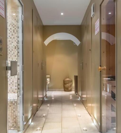 فندق Club Port La Galere