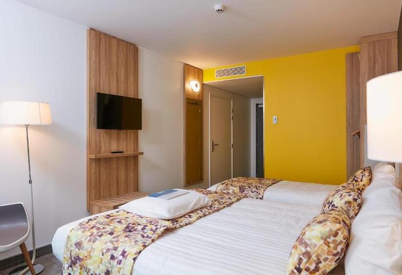 酒店 Kyriad Pontarlier