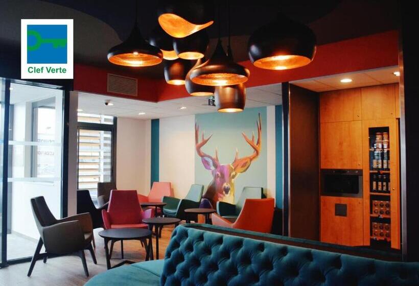 酒店 Kyriad Pontarlier