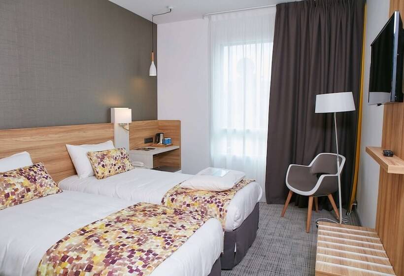 酒店 Kyriad Pontarlier