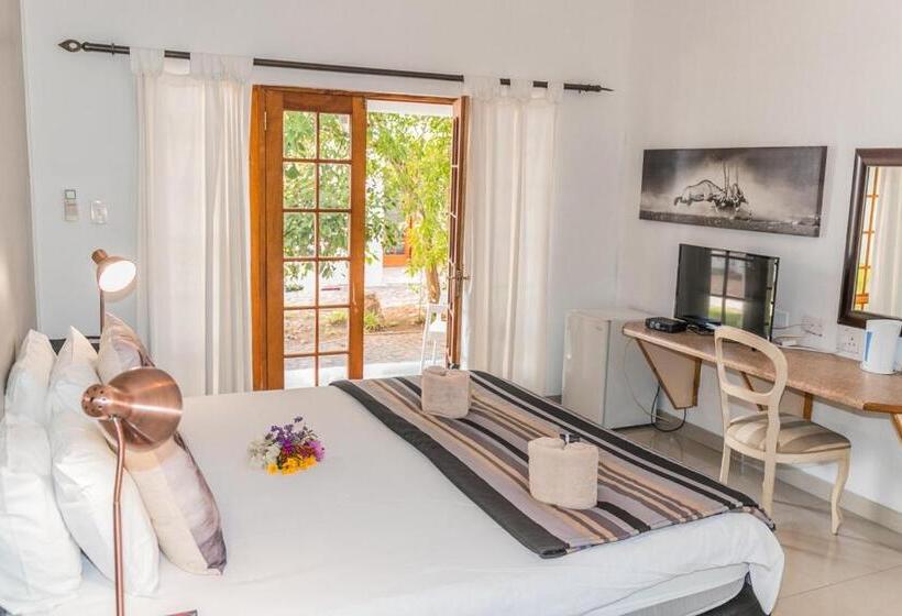 호텔 Out Of Africa Town Lodge