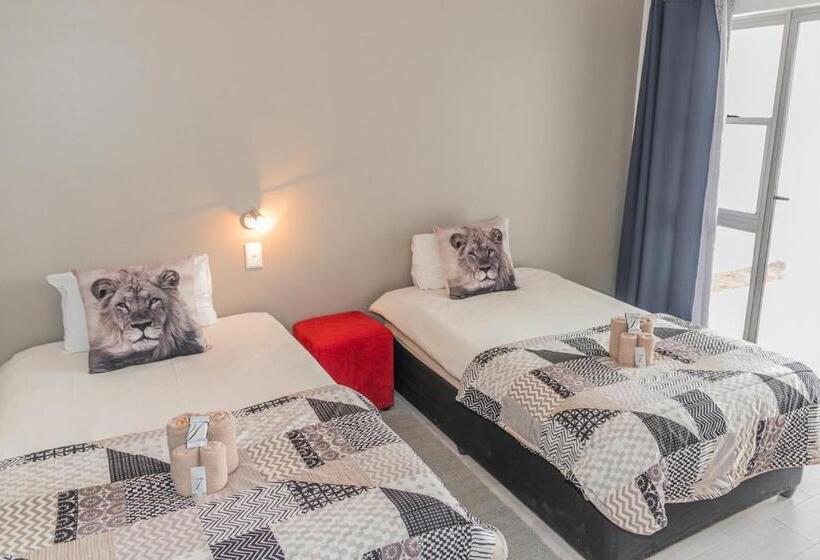 호텔 Out Of Africa Town Lodge