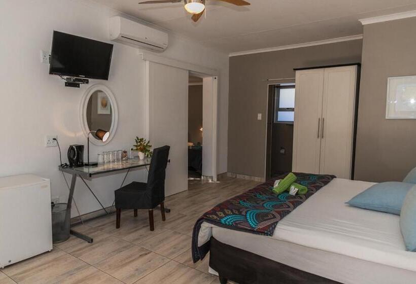 호텔 Out Of Africa Town Lodge