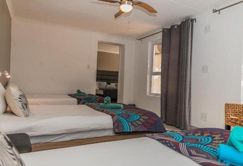 호텔 Out Of Africa Town Lodge