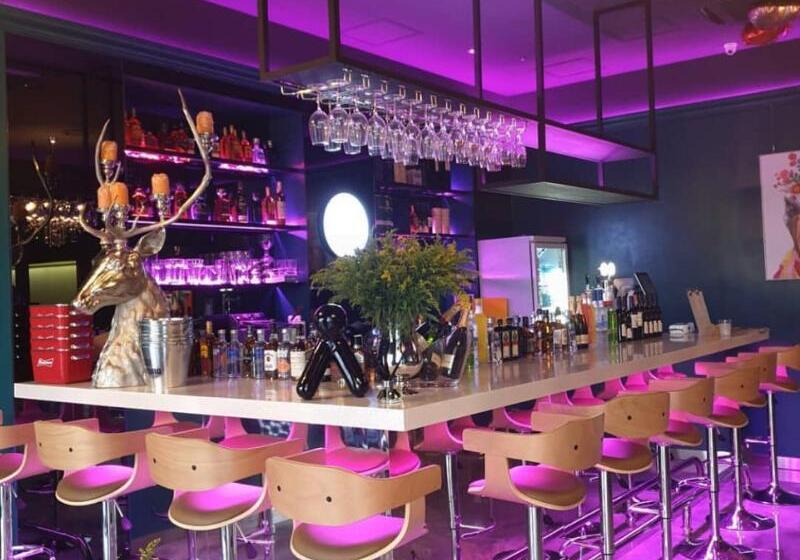 酒店 Royal Emporium Incheon Airport