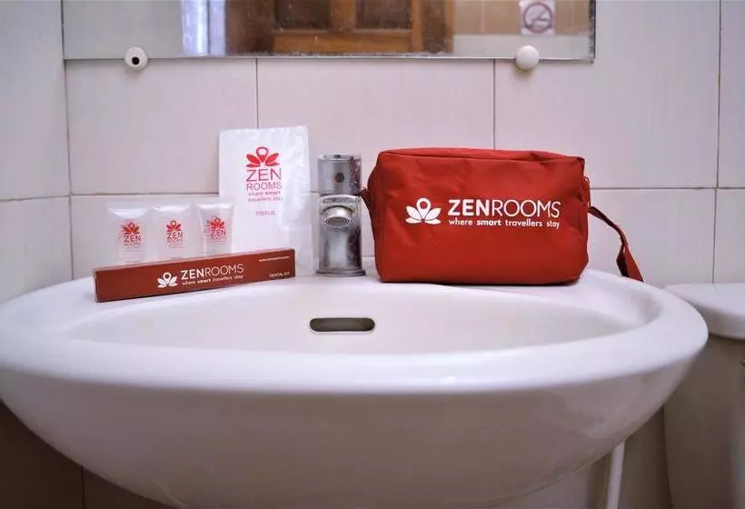 ホテル Zen Rooms Jilian Tourist Inn Palawan