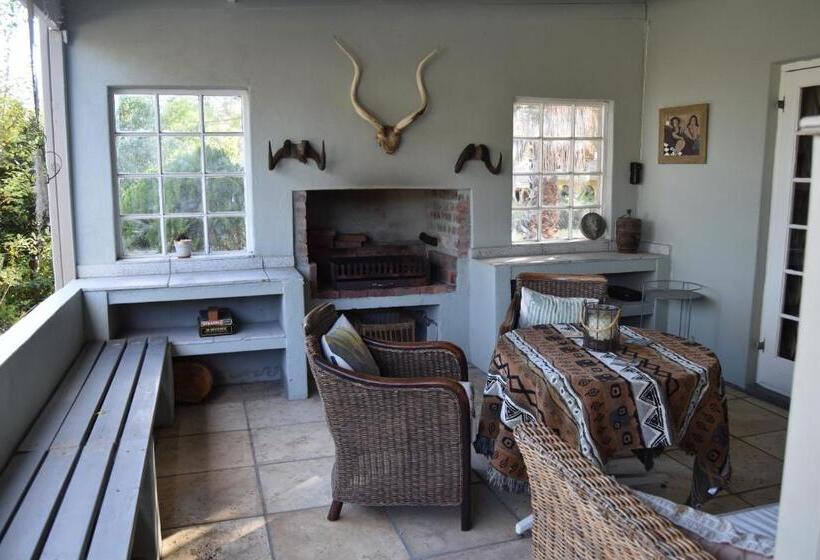 Almond Cottage Bed & Breakfast