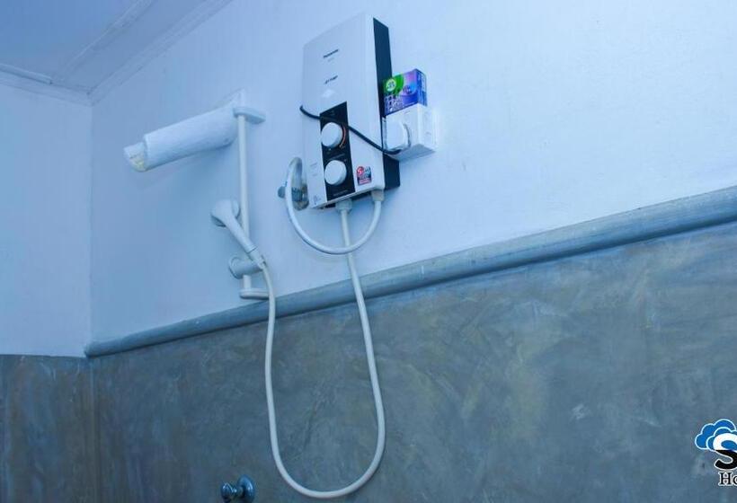 مبيت وإفطار Sigiriya Pikaso Homestay