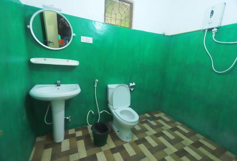 مبيت وإفطار Sigiriya Pikaso Homestay