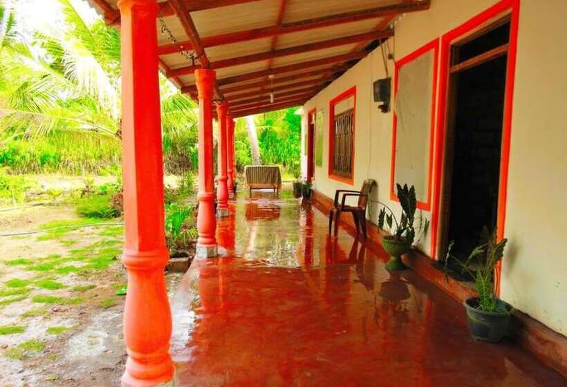 مبيت وإفطار Sigiriya Pikaso Homestay