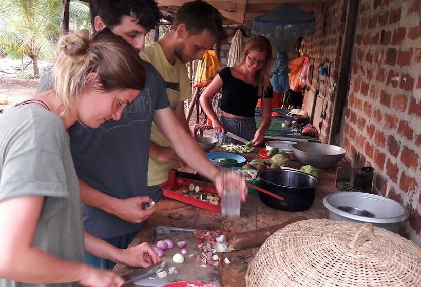 مبيت وإفطار Sigiriya Pikaso Homestay