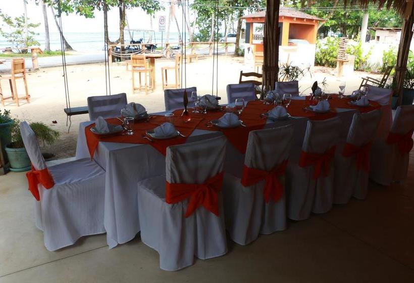 Caribbean Living Beach Club & Hostel