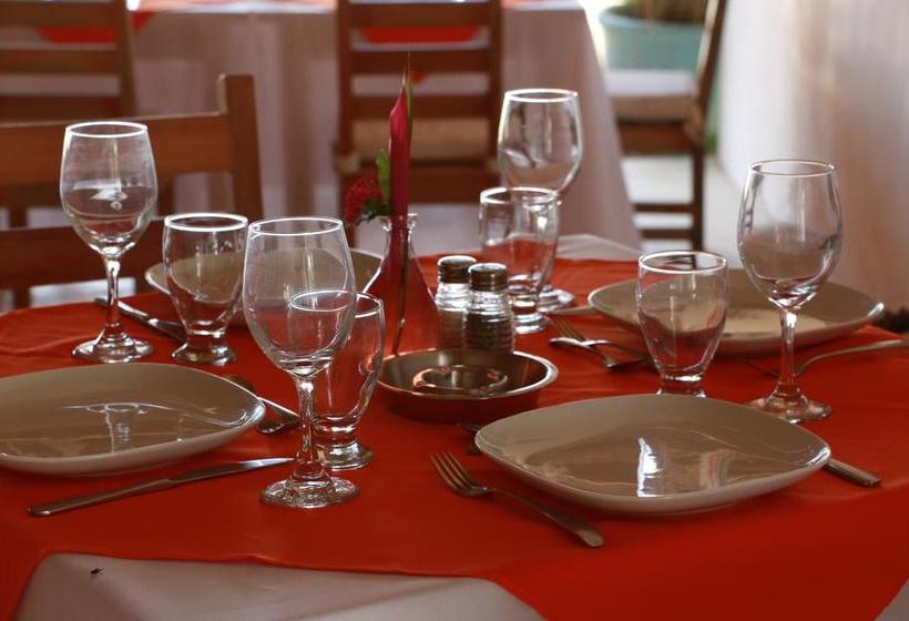 Caribbean Living Beach Club & Hostel