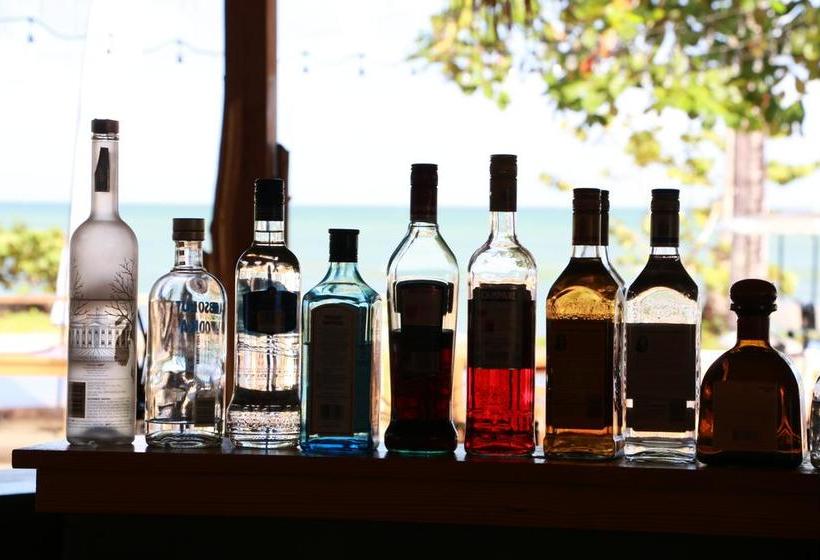 Caribbean Living Beach Club & Hostel