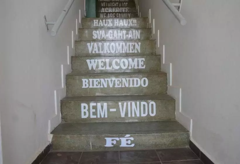 Hostel Vivacre