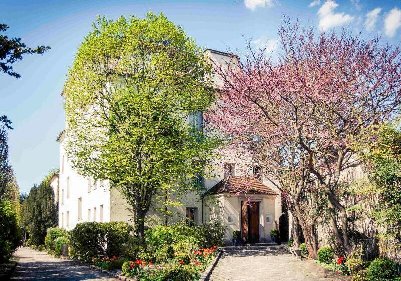 هتل Ibis Saint Germain En Laye Centre