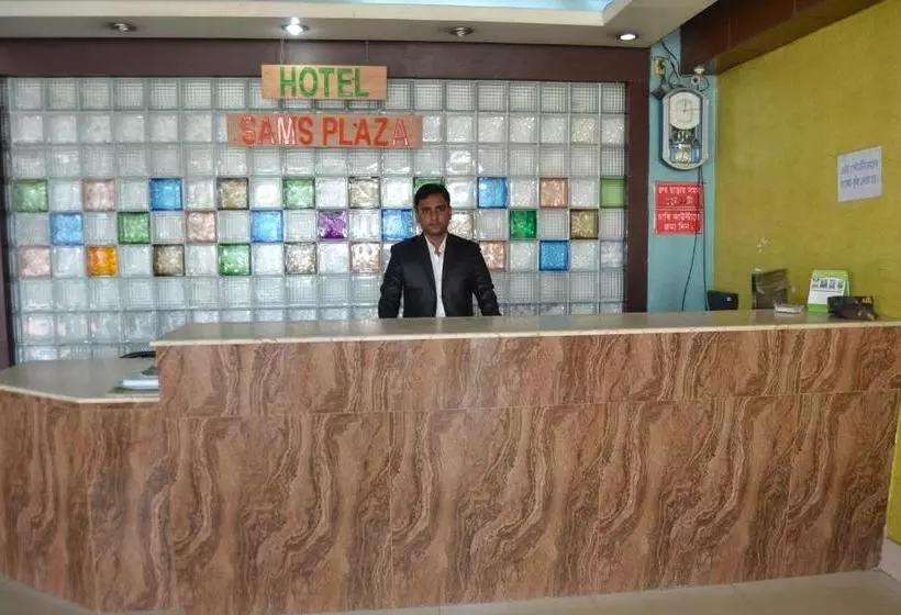 Hotelli Shams Plaza