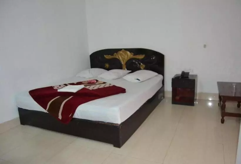 Hotelli Shams Plaza