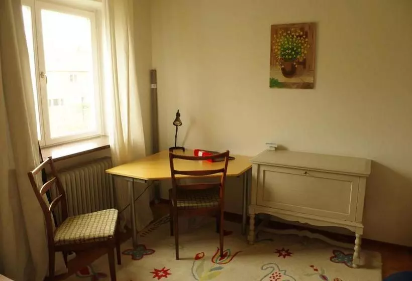تختخواب و صبحانه Villa Pedell