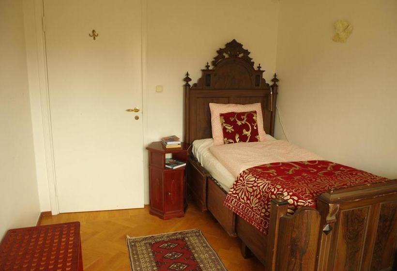 مبيت وإفطار Villa Pedell