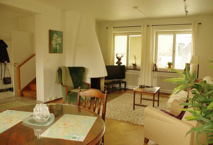 مبيت وإفطار Villa Pedell