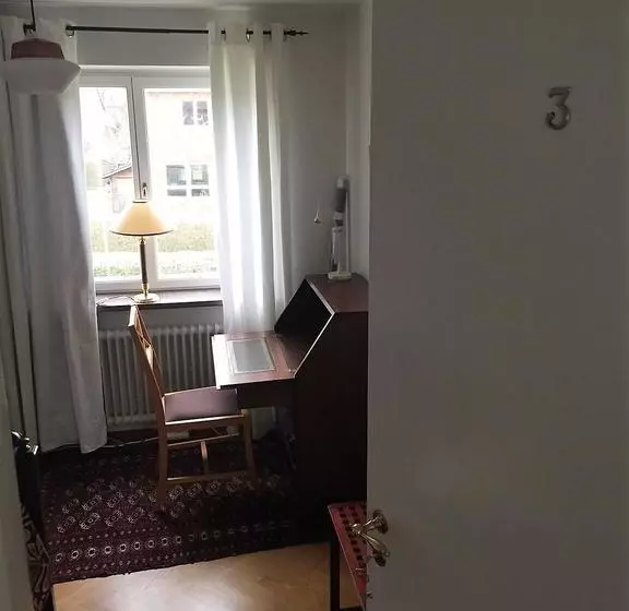تختخواب و صبحانه Villa Pedell