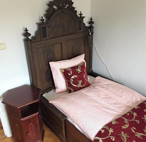 مبيت وإفطار Villa Pedell