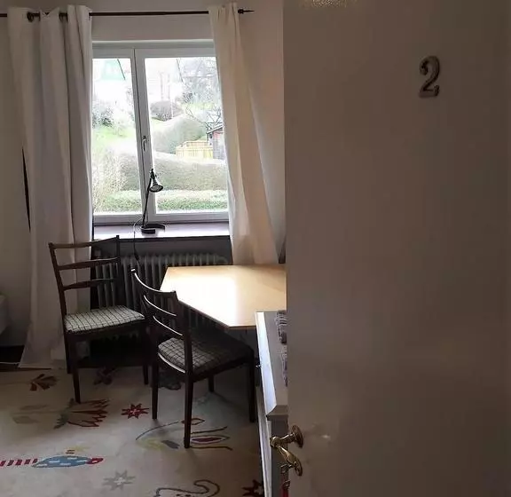تختخواب و صبحانه Villa Pedell