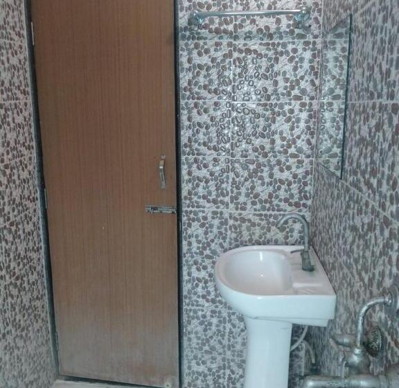 Отель Ganpati Guest House