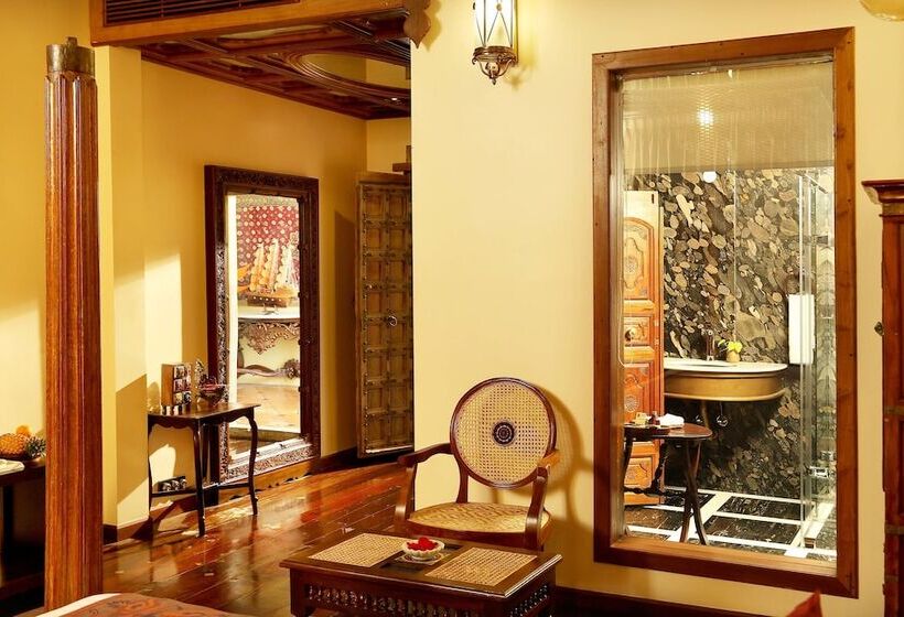 فندق Ginger House Museum