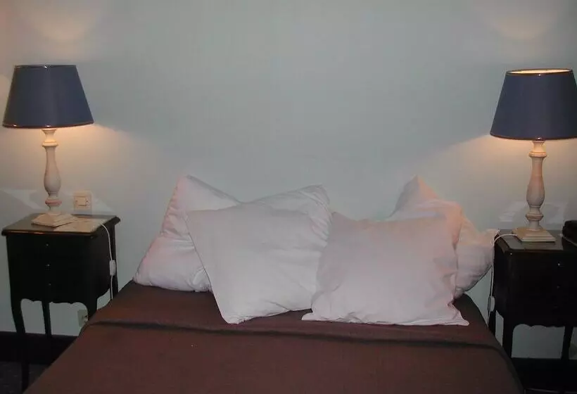 ホテル Hôtel Le Pourteilh