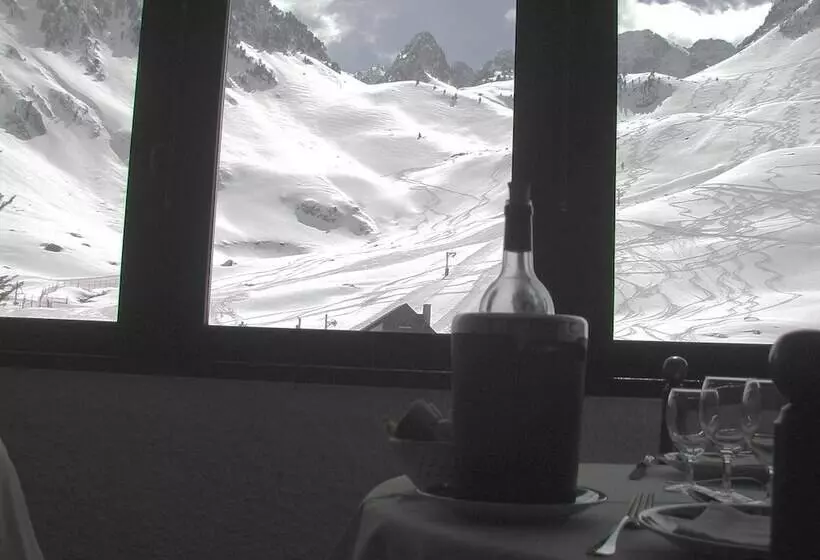 ホテル Hôtel Le Pourteilh