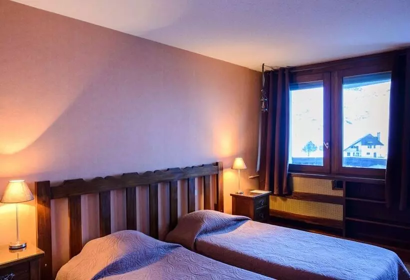ホテル Hôtel Le Pourteilh