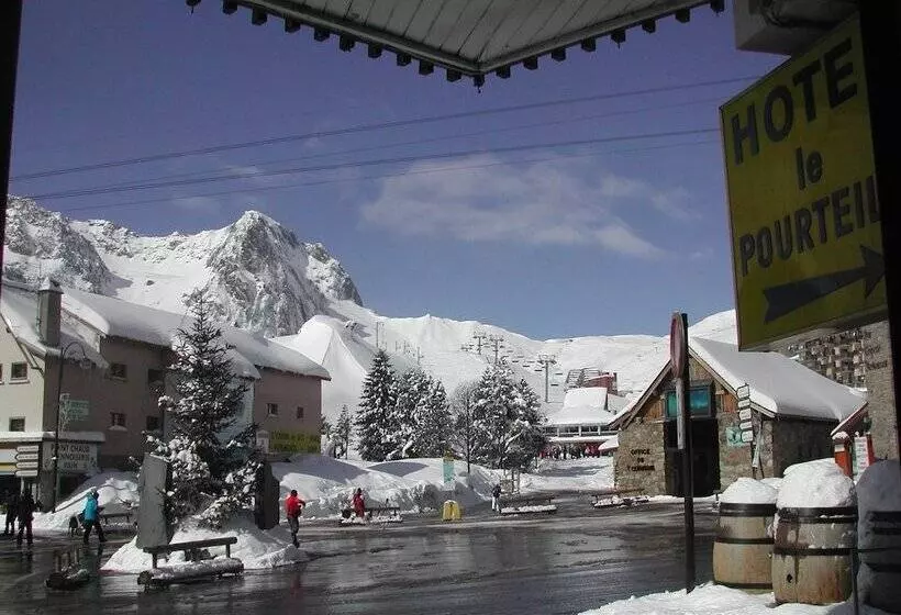ホテル Hôtel Le Pourteilh
