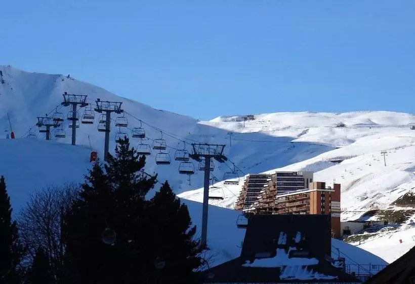 ホテル Hôtel Le Pourteilh