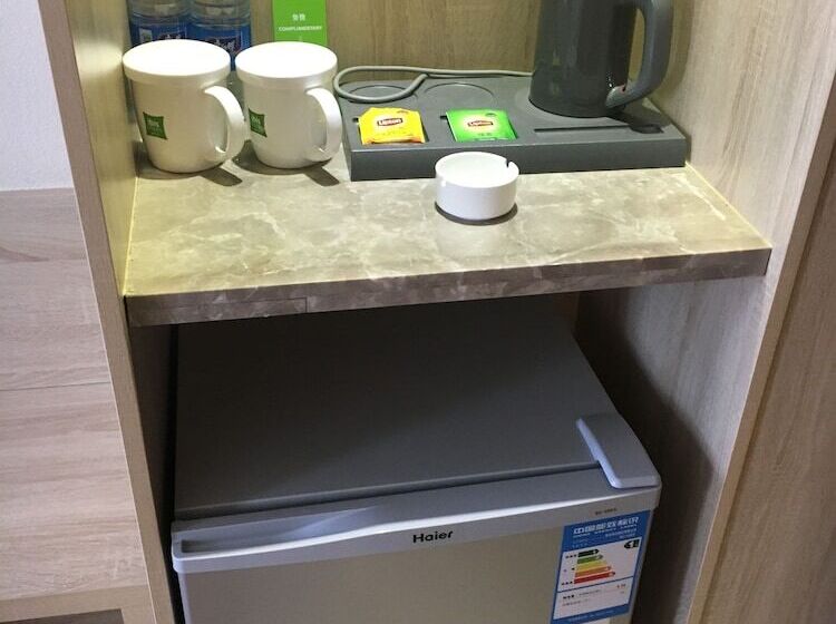 호텔 Ibis Styles Nt Shimao Plz