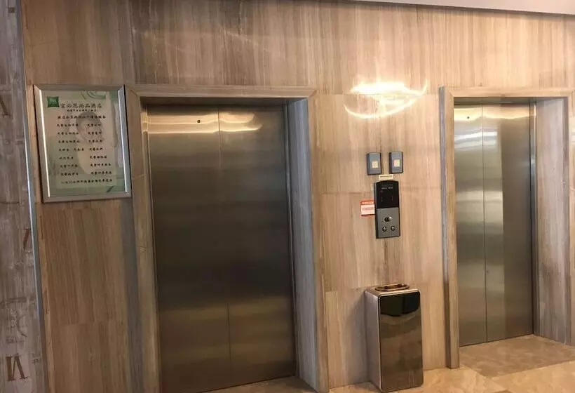 هتل Ibis Styles Nt Shimao Plz