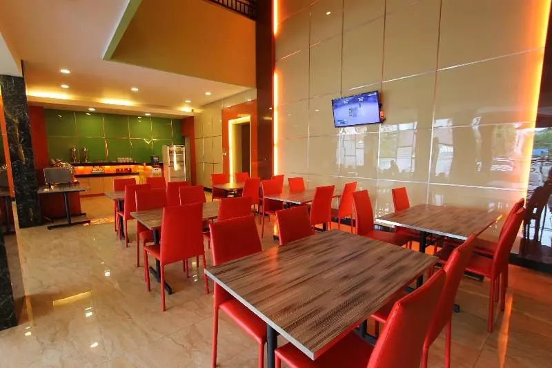 ホテル Maleosan Inn Manado