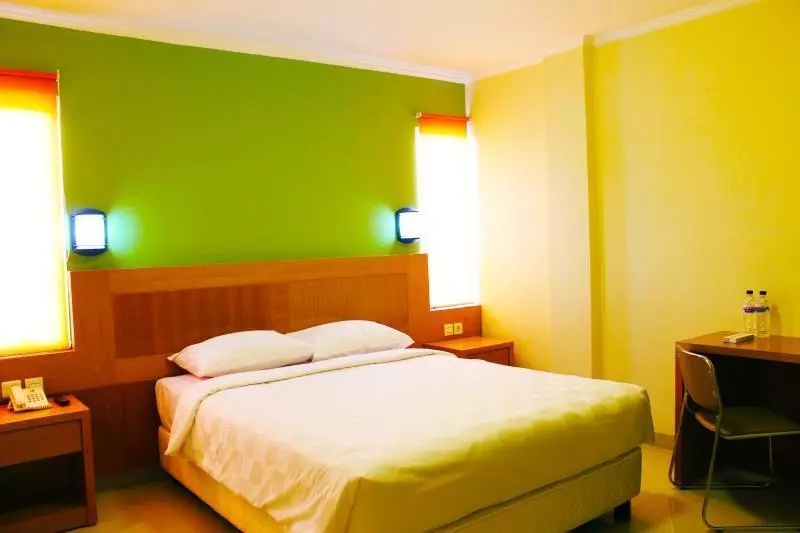 ホテル Maleosan Inn Manado