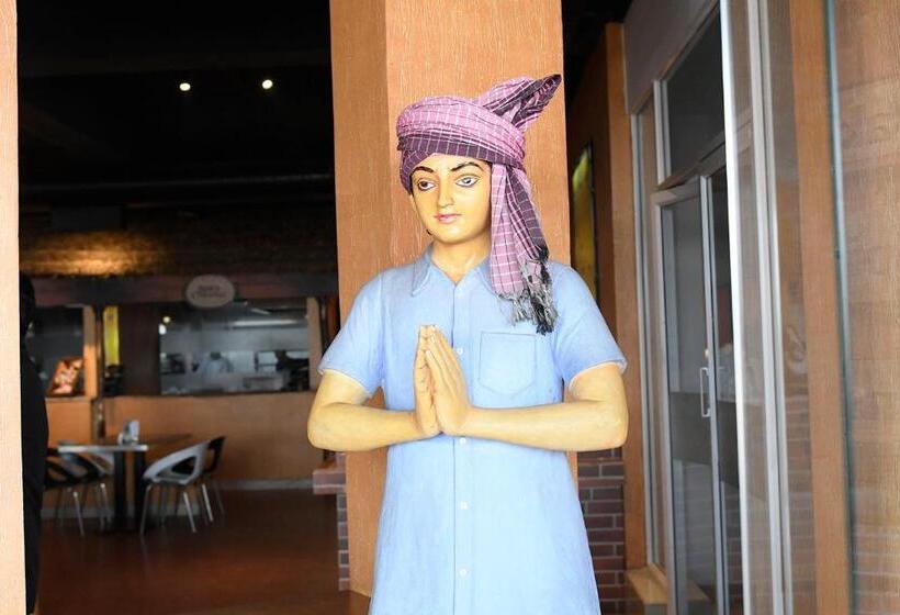 Hotel Pal Heights Mantra