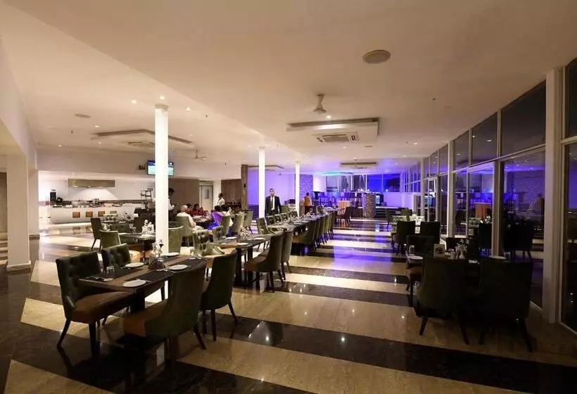 Hotelli Pal Heights Mantra